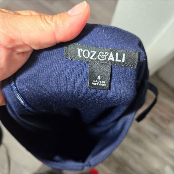 Dress Barn Roz & Ali Crepe Ruffled Bell Sleeve Dress sz 4 Navy Career/Work - Picture 3 of 11